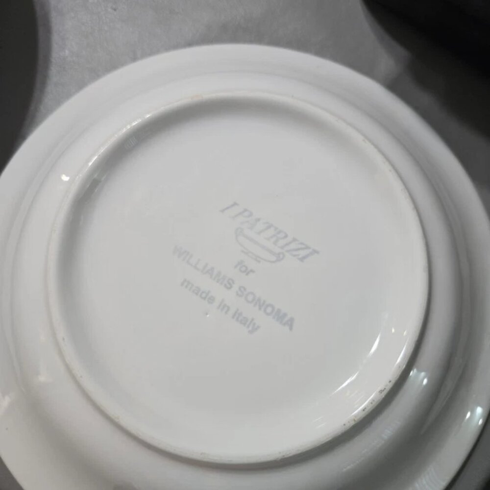 Williams Sonoma Patrizi 10” bowl. Olive harvest pasta bowl. - Picture 4 of 6